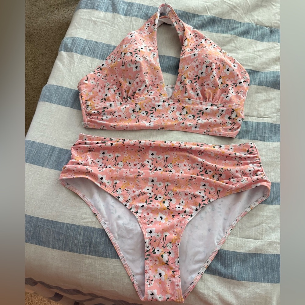 SHEIN Pink Floral Bikini Set